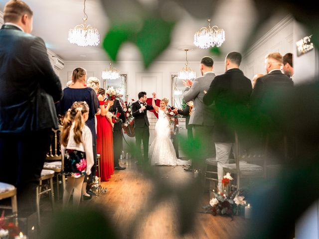 Adam and Antonia&apos;s Wedding in Kingston Upon Hull, East Riding of Yorkshire 93