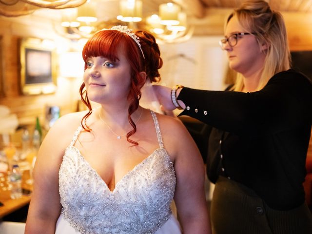 Jonny and Kiera's Wedding in Stadhampton, Oxfordshire 7