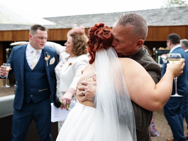 Jonny and Kiera's Wedding in Stadhampton, Oxfordshire 12