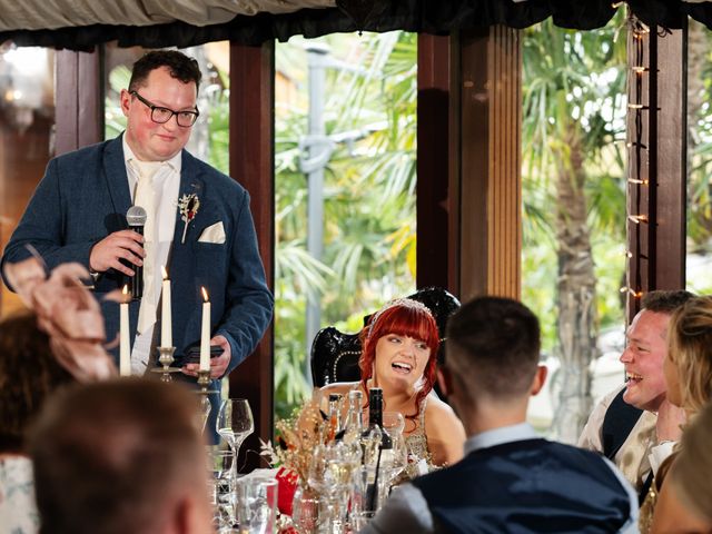 Jonny and Kiera's Wedding in Stadhampton, Oxfordshire 30
