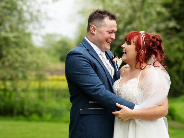 Jonny and Kiera's Wedding in Stadhampton, Oxfordshire 44