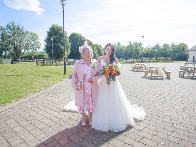 Paul and Deysi&apos;s Wedding in Nelson, Caerphilly 3