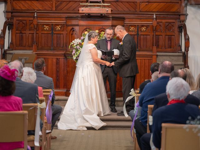 john and melainie&apos;s Wedding in Eastleigh, Hampshire 13