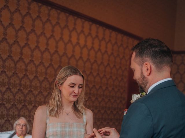 Simon and Annabelle's Wedding in Northampton, Northamptonshire 4