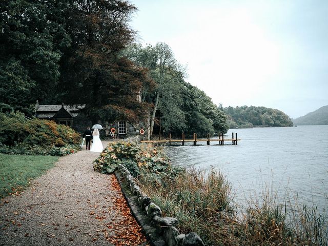 Alastair and Lianne&apos;s Wedding in Windermere, Cumbria 24