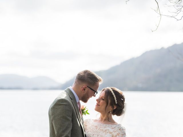 Sam and Emma&apos;s Wedding in Lake District , Cumbria 23