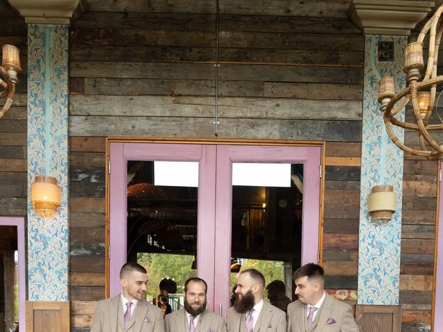 Ben and Rebecca's Wedding in Jesmond, Tyne &amp; Wear 18