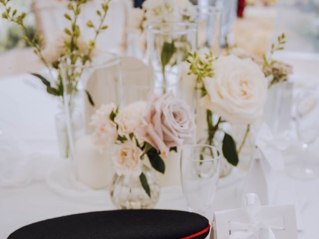 Victoria and Hugh's Wedding in Swindon, Wiltshire 22