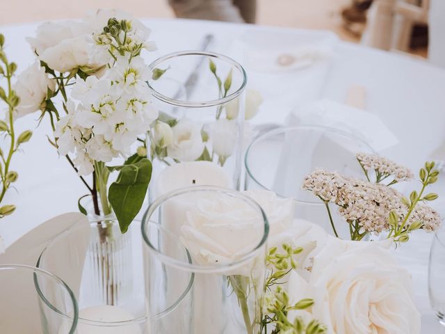 Victoria and Hugh's Wedding in Swindon, Wiltshire 23