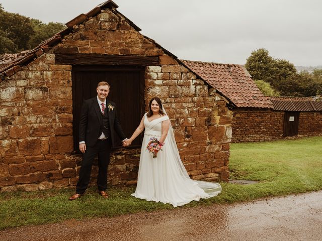 Ryan and Laura's Wedding in Northampton, Northamptonshire 12