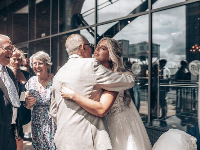 darren and Becky's Wedding in Liverpool, Merseyside 2