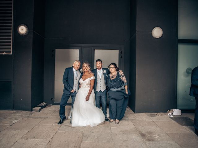 darren and Becky's Wedding in Liverpool, Merseyside 14