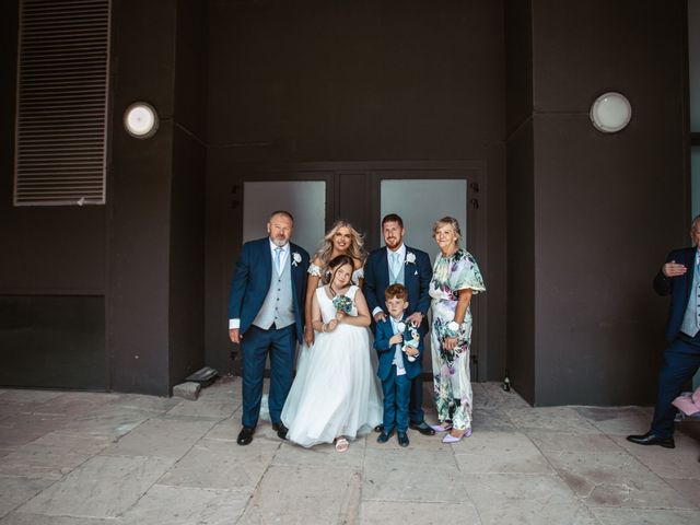 darren and Becky's Wedding in Liverpool, Merseyside 16