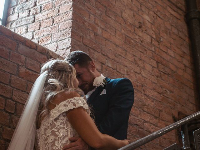 darren and Becky's Wedding in Liverpool, Merseyside 25