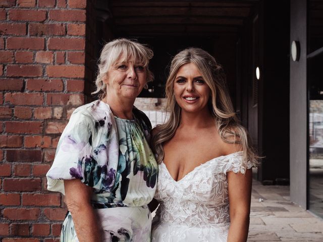 darren and Becky's Wedding in Liverpool, Merseyside 36