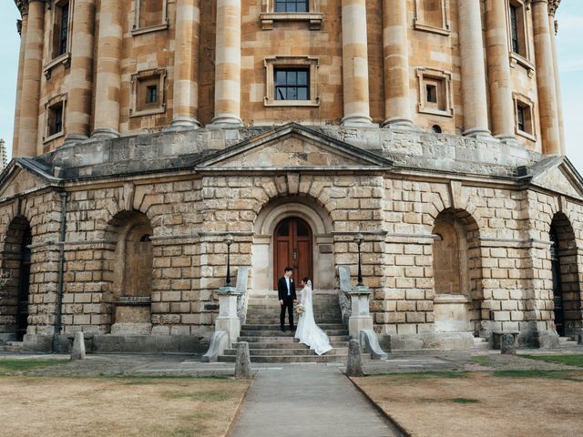 Alexia and Vincent&apos;s Wedding in Oxford, Oxfordshire 11