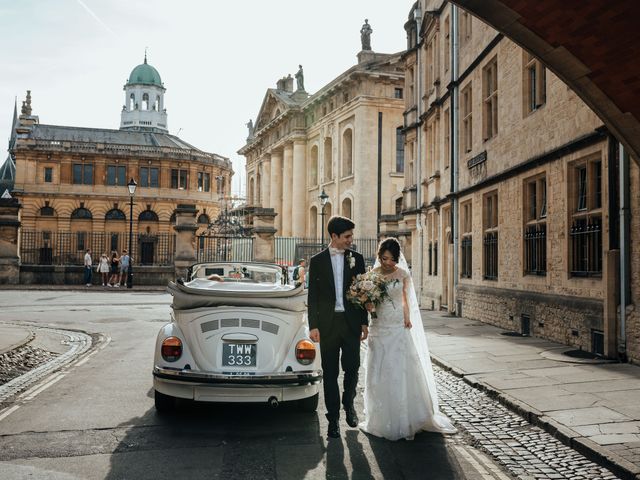Alexia and Vincent&apos;s Wedding in Oxford, Oxfordshire 14