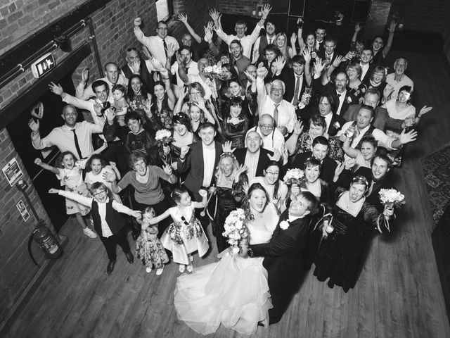 Dan and Beth&apos;s Wedding in Spalding, Lincolnshire 6