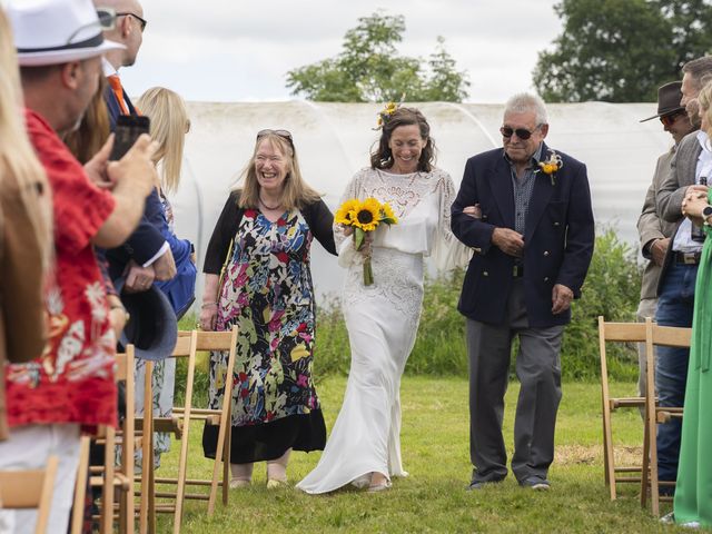 Sally and Dan&apos;s Wedding in Keynsham, Bristol 5