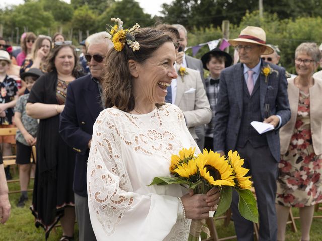 Sally and Dan&apos;s Wedding in Keynsham, Bristol 8