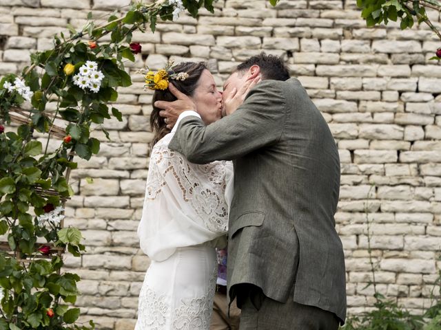 Sally and Dan&apos;s Wedding in Keynsham, Bristol 2