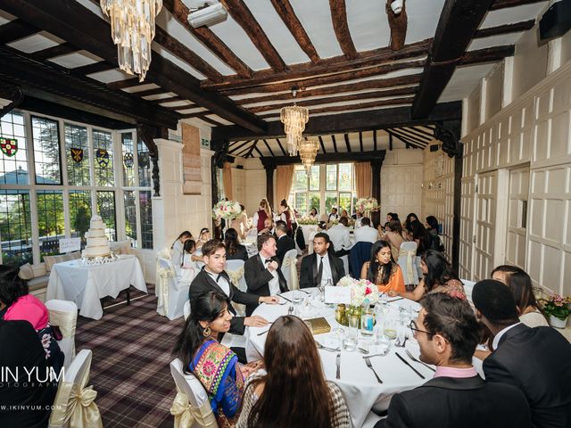 Sunil and Fatima&apos;s Wedding in Borehamwood, Hertfordshire 28