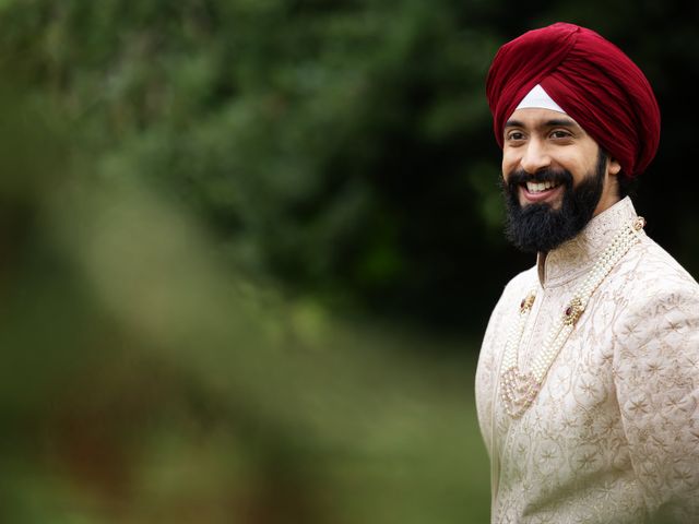 Ishvinder and Nisha's Wedding in Hemel Hempstead, Hertfordshire 4