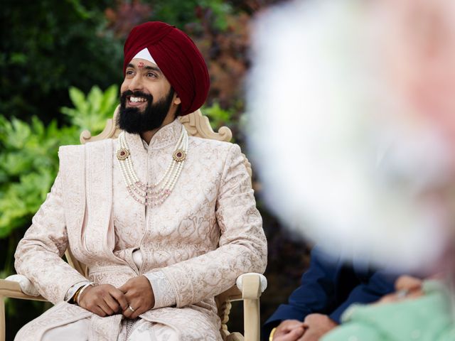 Ishvinder and Nisha's Wedding in Hemel Hempstead, Hertfordshire 19