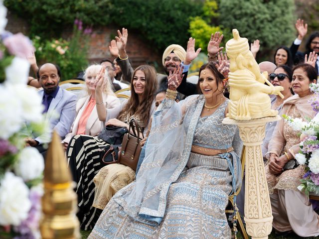 Ishvinder and Nisha's Wedding in Hemel Hempstead, Hertfordshire 46