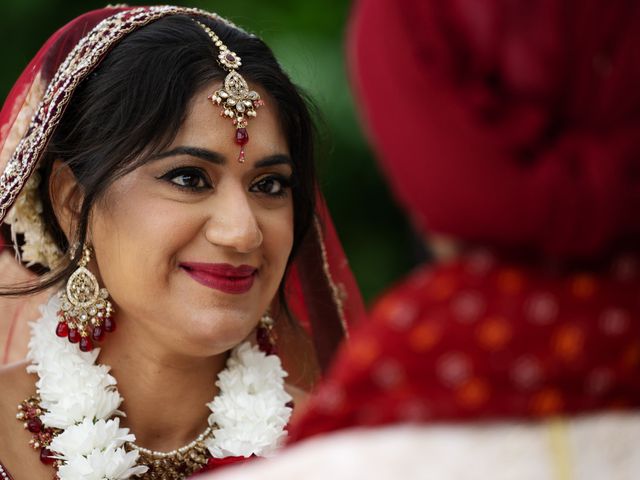 Ishvinder and Nisha's Wedding in Hemel Hempstead, Hertfordshire 47