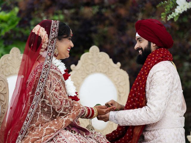 Ishvinder and Nisha's Wedding in Hemel Hempstead, Hertfordshire 48