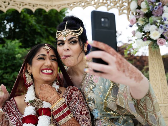 Ishvinder and Nisha's Wedding in Hemel Hempstead, Hertfordshire 51
