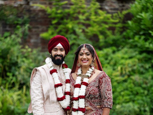 Ishvinder and Nisha's Wedding in Hemel Hempstead, Hertfordshire 52