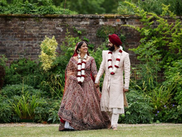 Ishvinder and Nisha's Wedding in Hemel Hempstead, Hertfordshire 53