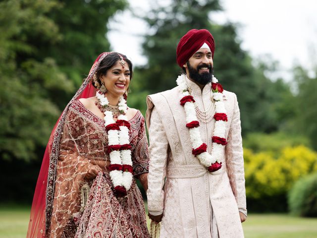Ishvinder and Nisha's Wedding in Hemel Hempstead, Hertfordshire 64