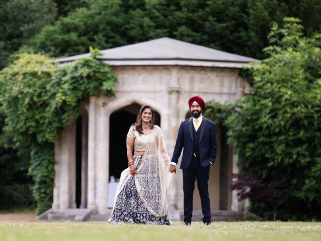 Ishvinder and Nisha's Wedding in Hemel Hempstead, Hertfordshire 1