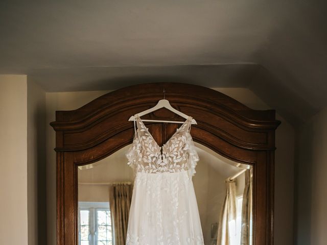 Julian and Vicky's Wedding in Wasing, Berkshire 4