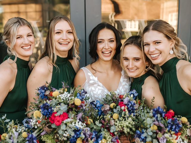 Julian and Vicky's Wedding in Wasing, Berkshire 15