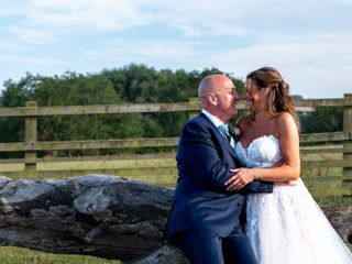 Gary & Nicola Bond's wedding