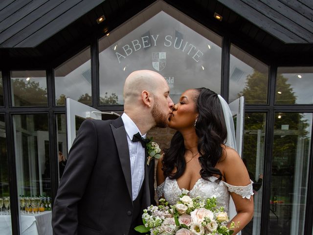 Matthew and Virginia&apos;s Wedding in Clitheroe, Lancashire 15