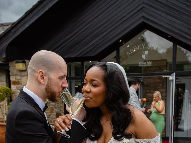 Matthew and Virginia&apos;s Wedding in Clitheroe, Lancashire 16