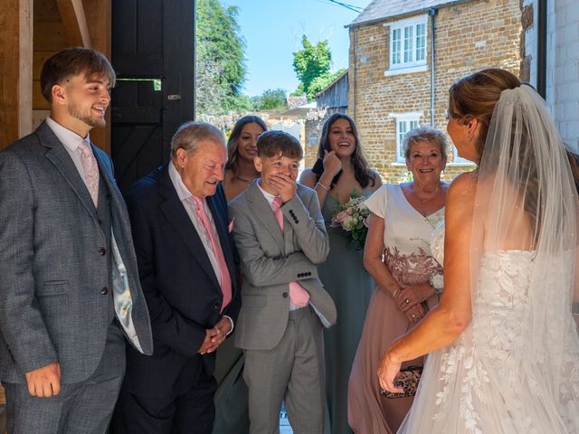 Nicola Bond and Gary's Wedding in Leicester, Leicestershire 15