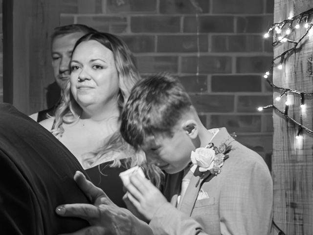 Nicola Bond and Gary's Wedding in Leicester, Leicestershire 29