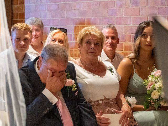 Nicola Bond and Gary's Wedding in Leicester, Leicestershire 33