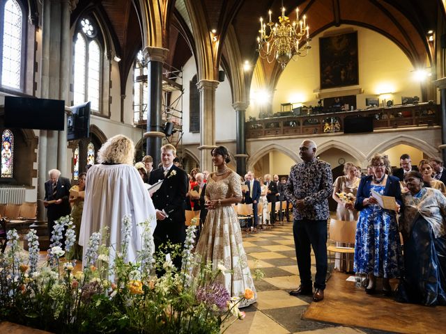 Will and Rebecca's Wedding in Stowe, Buckinghamshire 20