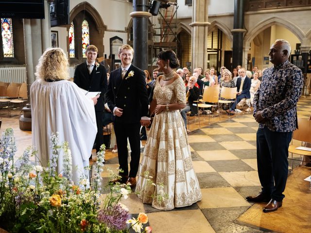 Will and Rebecca's Wedding in Stowe, Buckinghamshire 25