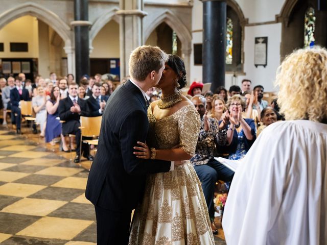 Will and Rebecca's Wedding in Stowe, Buckinghamshire 33