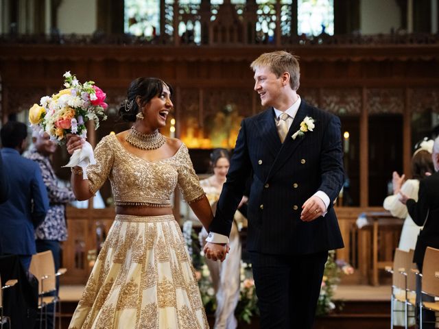 Will and Rebecca's Wedding in Stowe, Buckinghamshire 43
