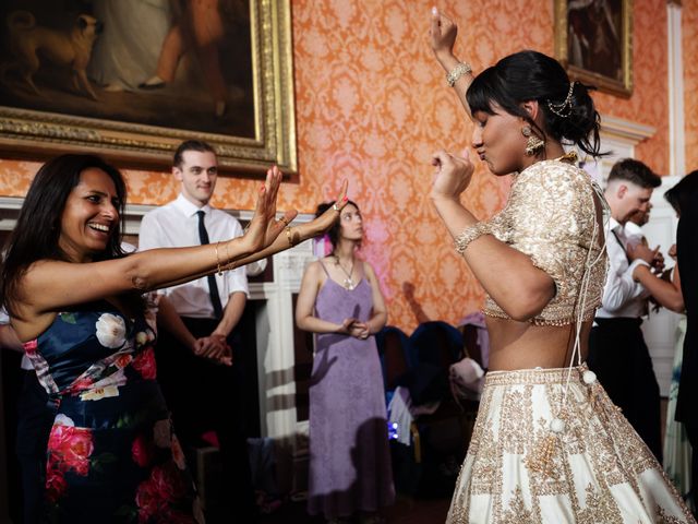Will and Rebecca's Wedding in Stowe, Buckinghamshire 151