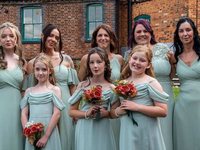 Gayle and Ben's Wedding in Northampton, Northamptonshire 16